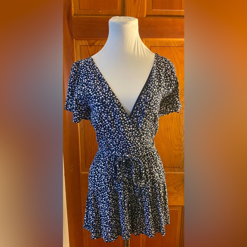 Trixxi Navy Floral Romper, size S